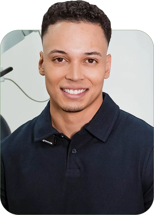 Dr. Arthur Valentim